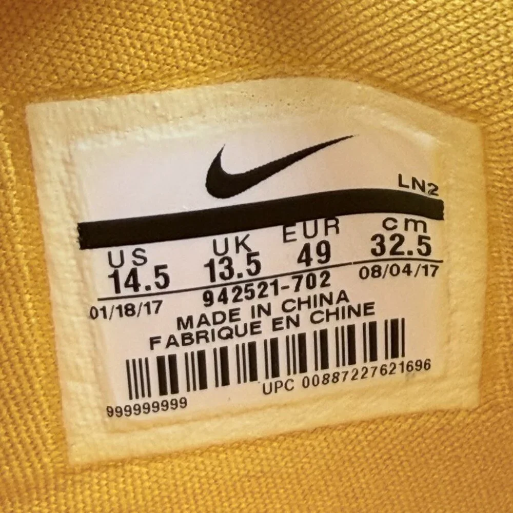 Nike Kobe A.D. Mid 'University Gold'